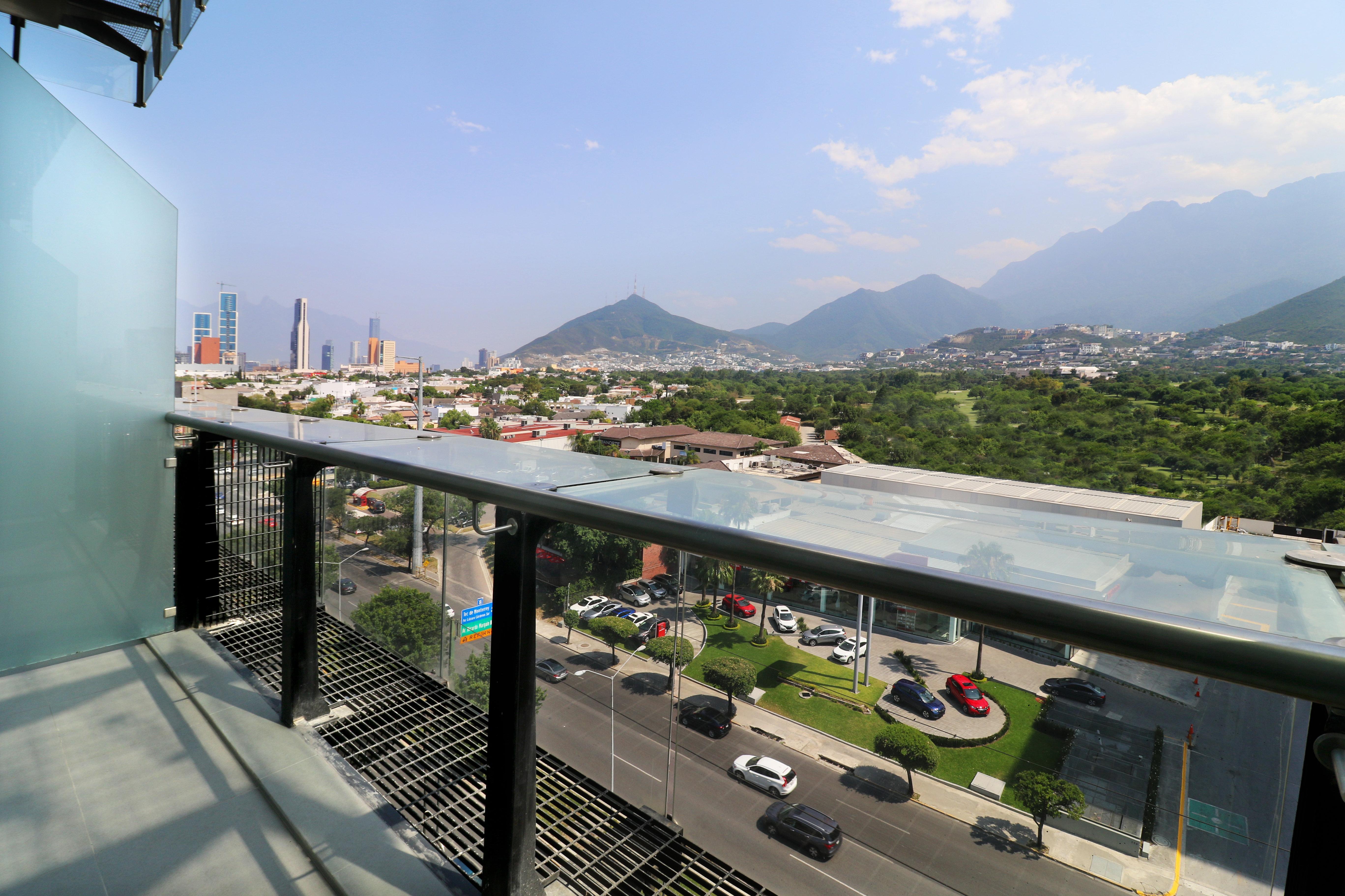 Holiday Inn Express & Suites Monterrey Valle By Ihg San Pedro Garza Garcia Exteriér fotografie