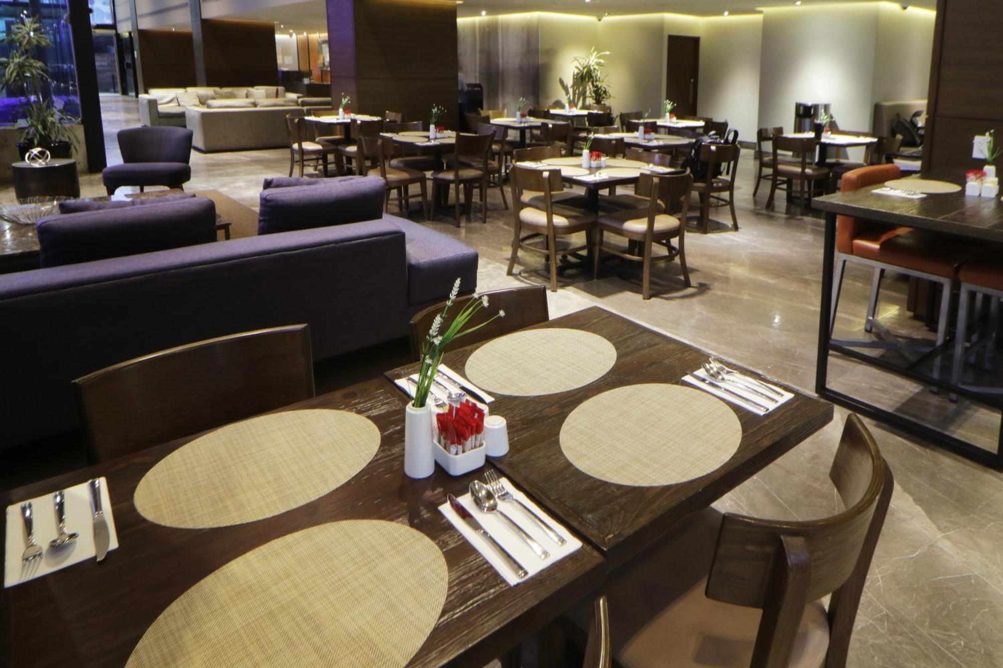 Holiday Inn Express & Suites Monterrey Valle By Ihg San Pedro Garza Garcia Exteriér fotografie