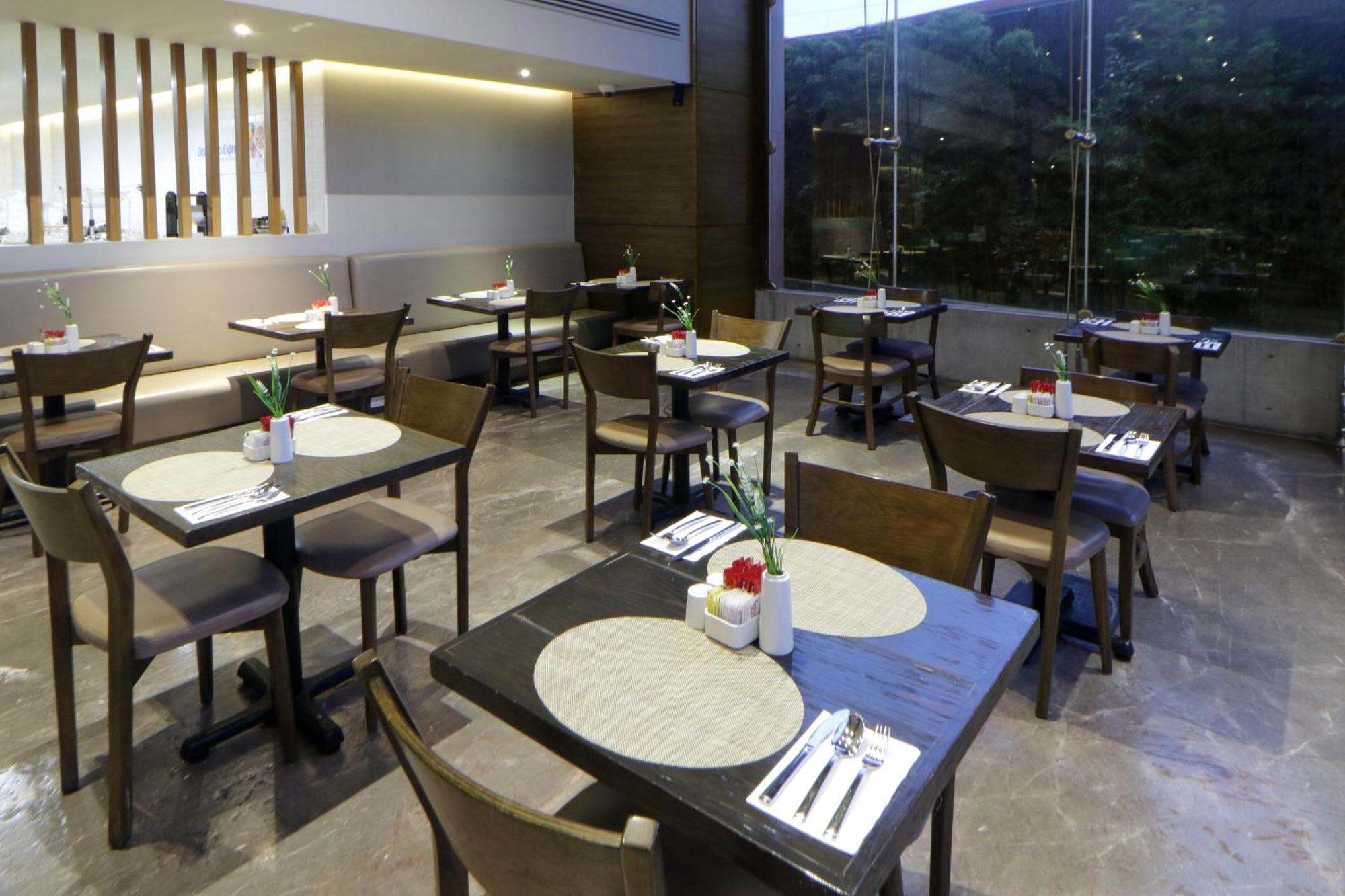 Holiday Inn Express & Suites Monterrey Valle By Ihg San Pedro Garza Garcia Exteriér fotografie